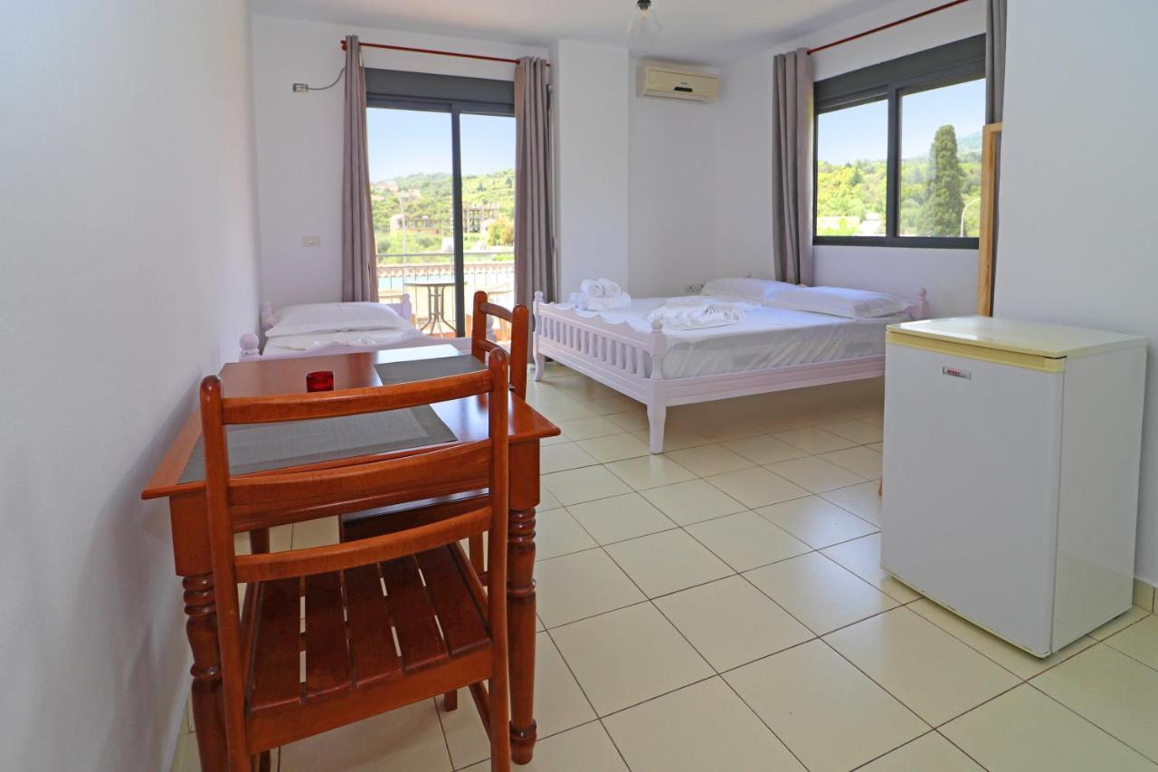Bora Rooms Himarë Exteriér fotografie